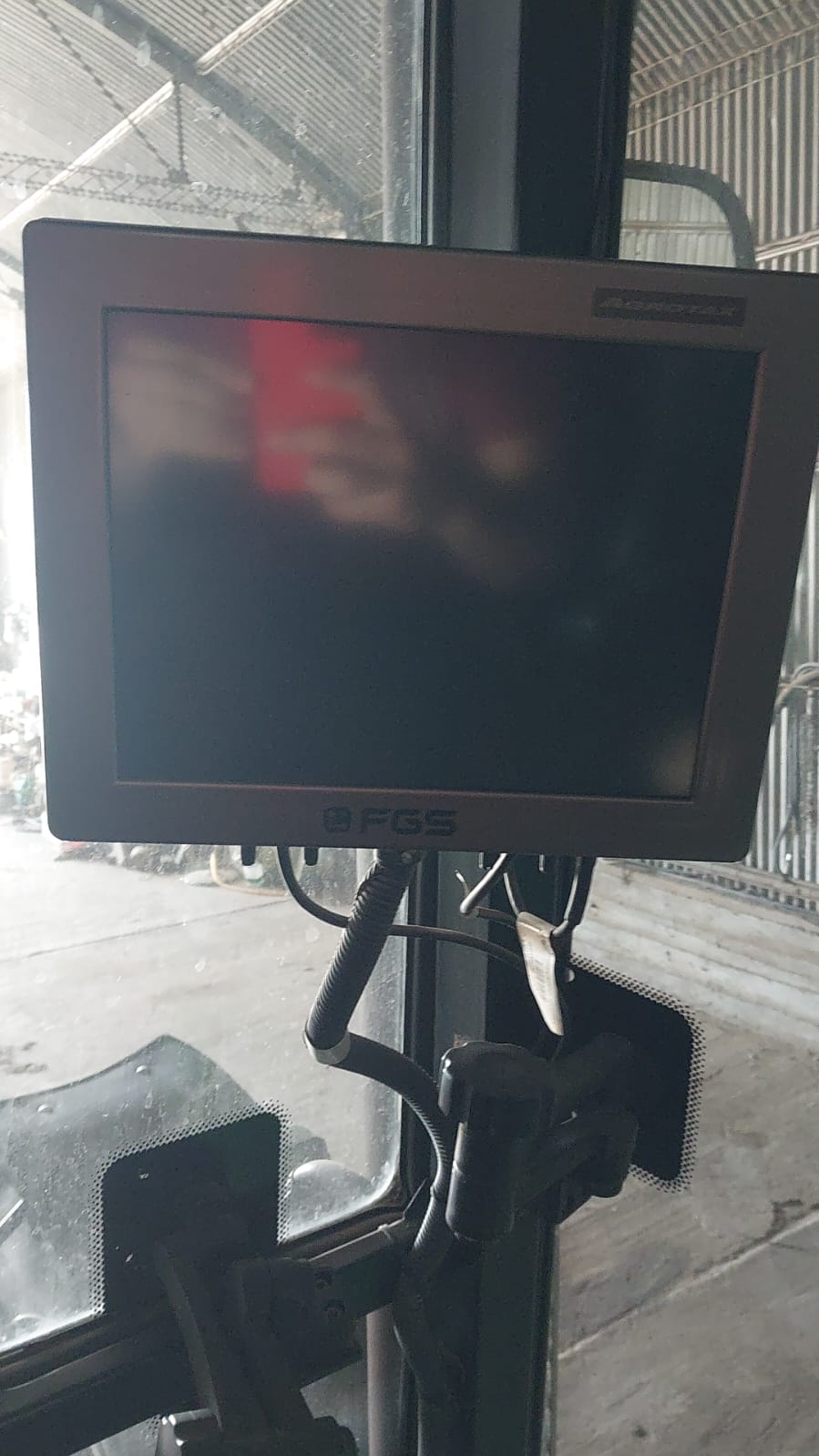 WhatsApp Image 2025-10-28 at 17.09.50 (3)