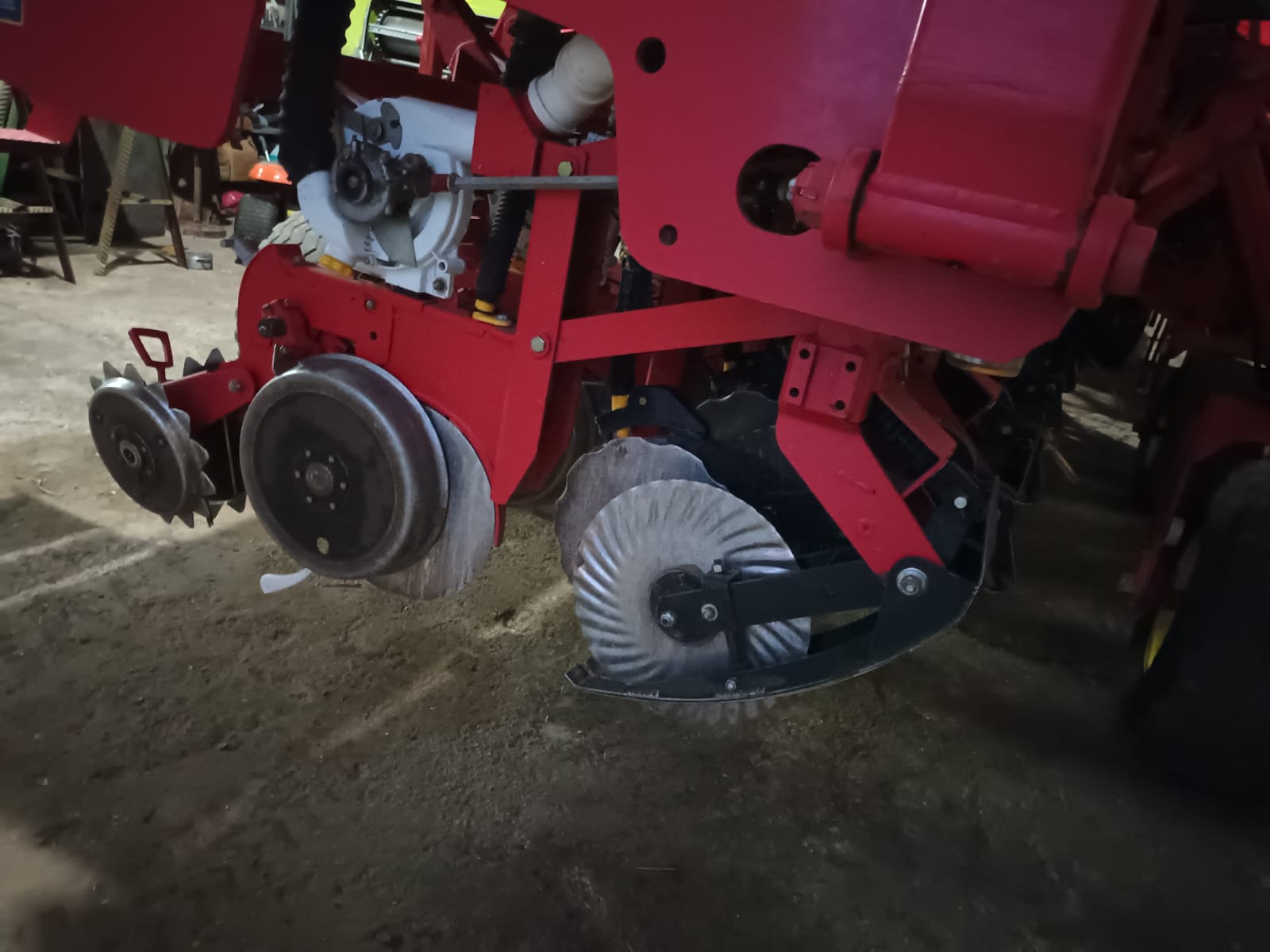 WhatsApp Image 2025-11-17 at 09.35.33 (2)